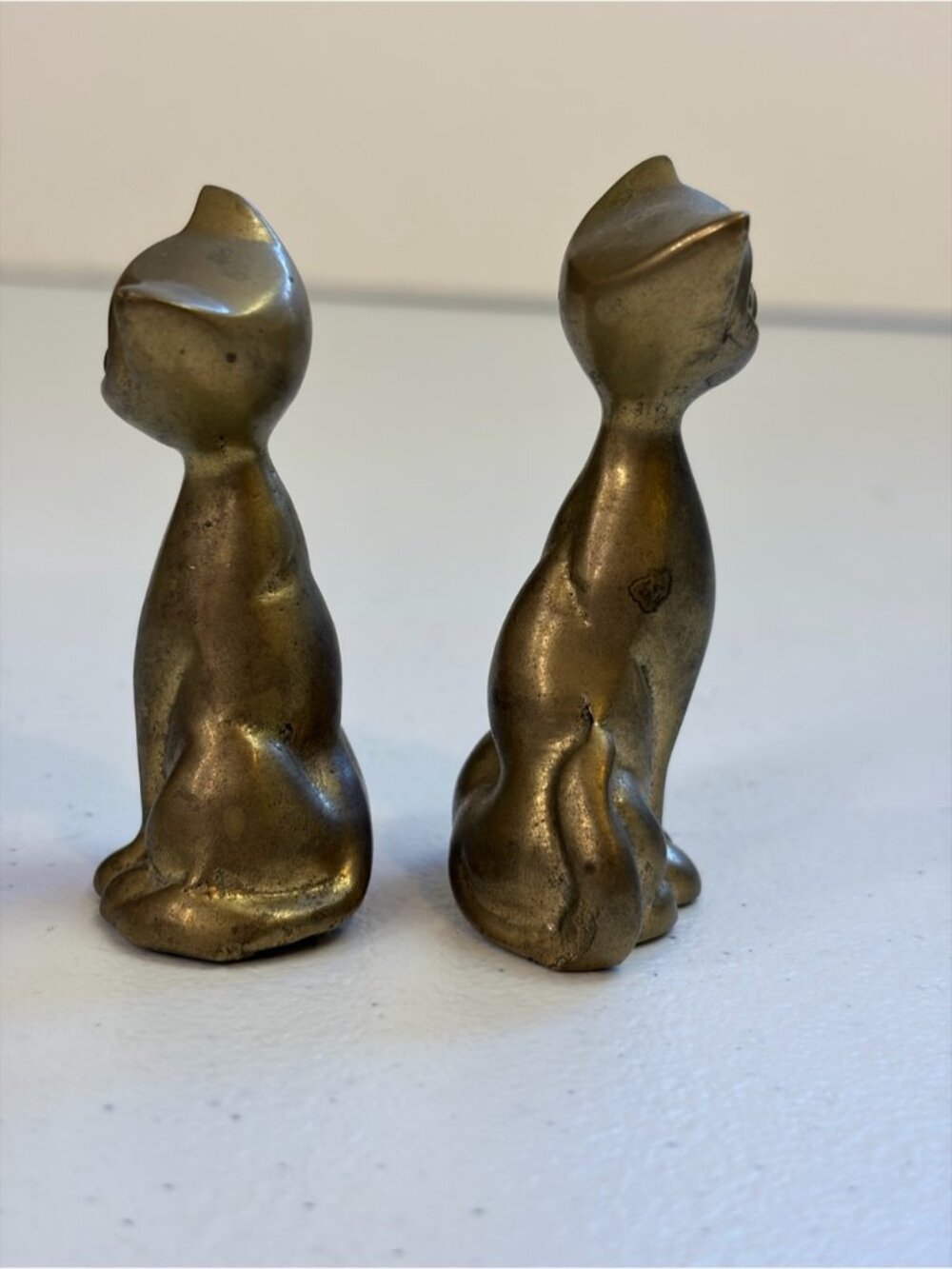 Vintage 1950s Mid Century Brass Siamese Cat Statue Mini Pair Figurine MCM - Picture 3 of 5
